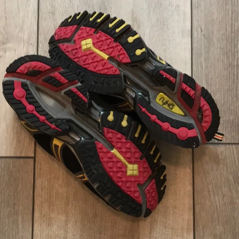 Ryka Trail Exodus Running Sneaker Black Gray Pink Women's SIZE 8